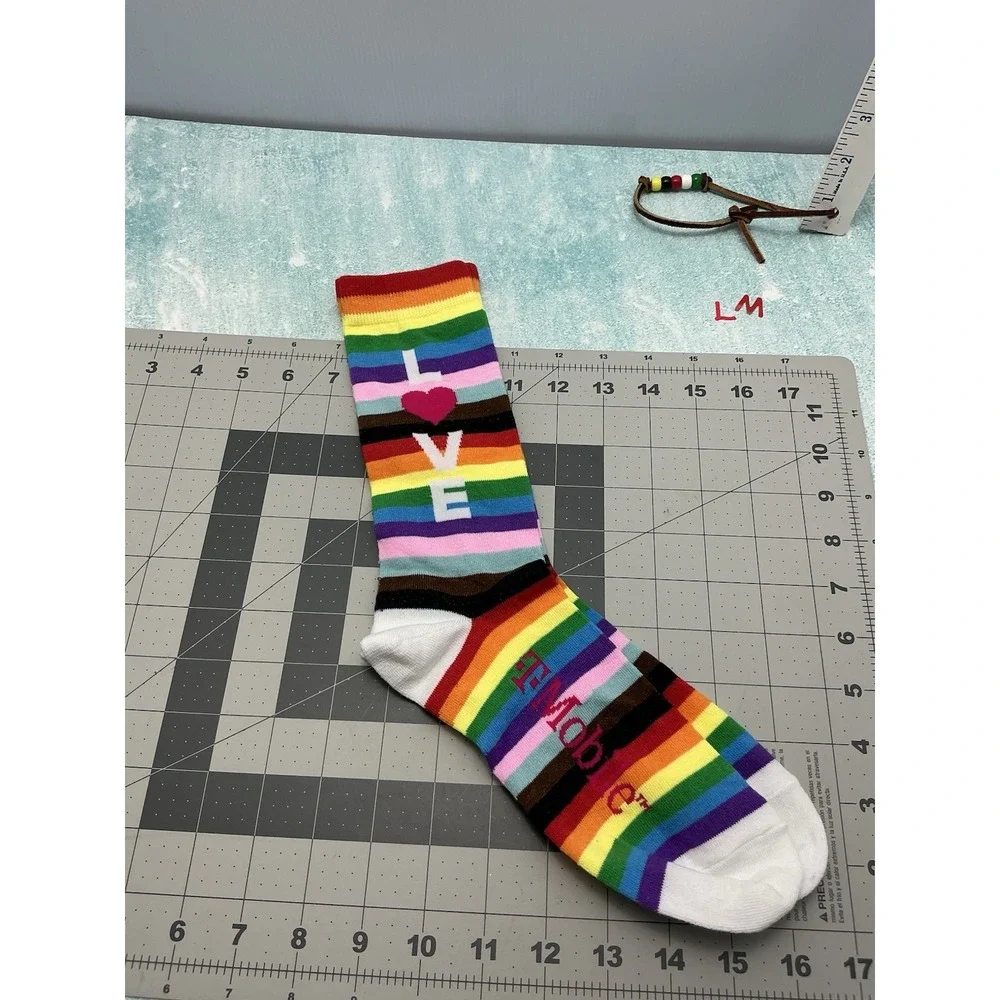 T Mobile Tuesdays Adult Size S/M Rainbow LOVE Colorful Crew Socks 1 Pair NWT‎